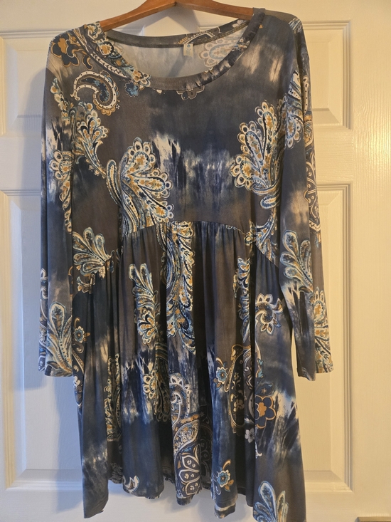 Paisley Grace Tops - 3/4 Sleeve Women's Tunic - Blue/Gold/Gray